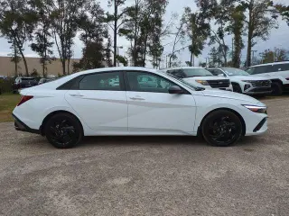 Hyundai ELANTRA 2026 SEL Sport 4dr Sedan