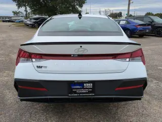 Hyundai ELANTRA 2026 SEL Sport 4dr Sedan