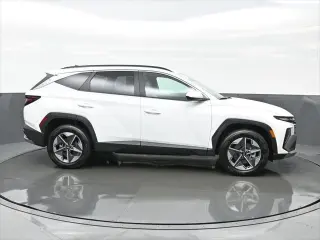Hyundai TUCSON 2025 AWD SEL 4dr SUV