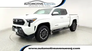 Toyota Tacoma 2024 4x4 SR5 cabina doble 4 puertas Double Cab 5.0 ft SB