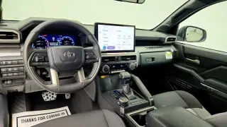 Toyota Tacoma 2024 4x4 SR5 cabina doble 4 puertas Double Cab 5.0 ft SB