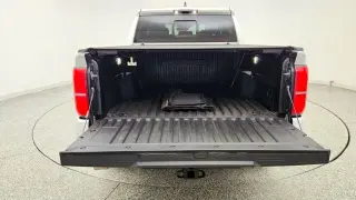 Toyota Tacoma 2024 4x4 SR5 cabina doble 4 puertas Double Cab 5.0 ft SB