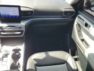 Ford Explorer 2024 XLT 4dr SUV