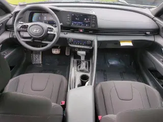 Hyundai ELANTRA 2025 SEL Sport 4dr Sedán