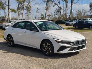 Hyundai ELANTRA 2025 SEL Sport 4dr Sedan