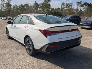 Hyundai ELANTRA 2025 SEL Sport 4dr Sedan