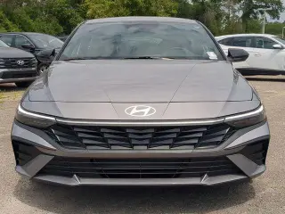 Hyundai ELANTRA 2025 SEL Sport 4dr Sedán