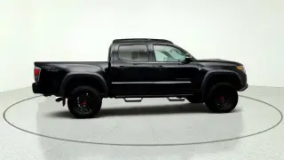 Toyota Tacoma 2023 4x4 TRD Pro 4 puertas Doble Cabina 5.0 pies SB 6M