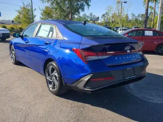 Hyundai ELANTRA 2025 SEL Sport 4dr Sedan