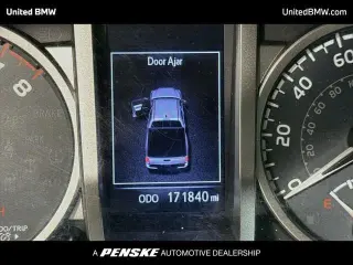 Toyota Tacoma 2017 4x2 SR5 V6 4 puertas Dobla Cab 5.0 pies SB