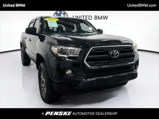Toyota Tacoma 2017 4x2 SR5 V6 4 puertas Dobla Cab 5.0 pies SB