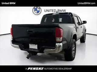 Toyota Tacoma 2017 4x2 SR5 V6 4 puertas Dobla Cab 5.0 pies SB