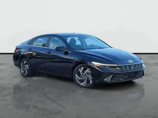Hyundai ELANTRA 2025 SEL Conveniencia 4p Sedan