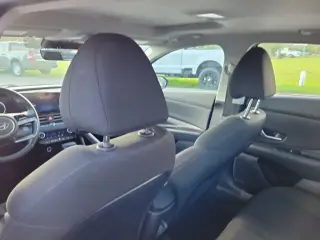 Hyundai ELANTRA 2025 SEL Conveniencia 4p Sedan