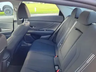 Hyundai ELANTRA 2025 SEL Conveniencia 4p Sedan