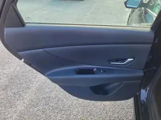 Hyundai ELANTRA 2025 SEL Conveniencia 4p Sedan