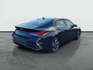 Hyundai ELANTRA 2025 SEL Conveniencia 4p Sedan