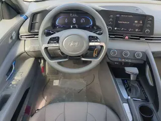 Hyundai ELANTRA 2026 SE 4dr Sedán