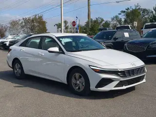 Hyundai ELANTRA 2026 SE 4dr Sedan
