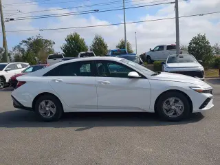 Hyundai ELANTRA 2026 SE 4dr Sedan