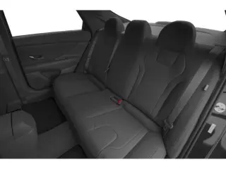 Hyundai ELANTRA 2025 SE Sedán de 4 puertas