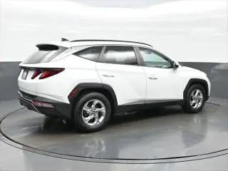 Hyundai TUCSON 2024 SEL 4dr SUV (lanzamiento de mitad de año)
