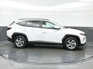 Hyundai TUCSON 2024 SEL 4dr SUV (lanzamiento de mitad de año)