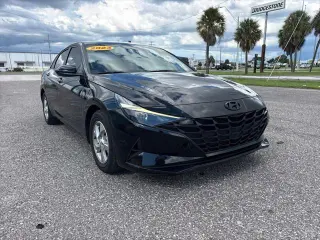 Hyundai ELANTRA 2023 SE 4p Sedan