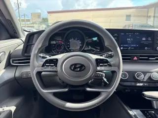 Hyundai ELANTRA 2023 SE 4p Sedan