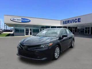 Toyota Camry 2018 LE 4p Sedan