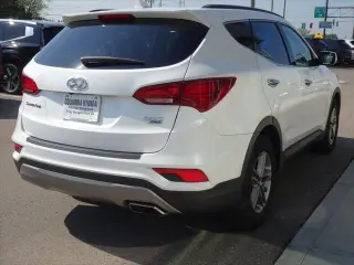 Hyundai SANTA FE Sport 2017 AWD 2.4L 4p SUV