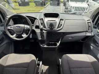 Ford Transit 2018 150 XL 3dr SWB Tech Passenger Van w/Sliding Passenger Side Door