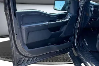 Ford F-150 2023 4x4 XLT 4p SuperCrew 5.5 ft. CB