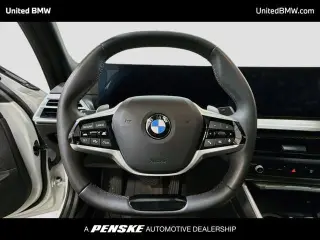 BMW Serie 3 2025 tracción en las cuatro ruedas 330i xDrive sedán 4p.