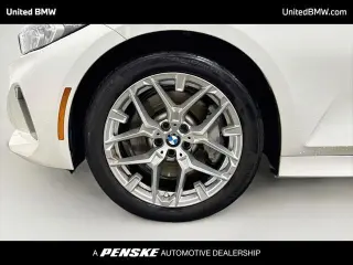 BMW Serie 3 2025 tracción en las cuatro ruedas 330i xDrive sedán 4p.