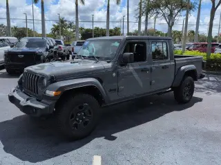Jeep Gladiator 2021 4x4 Sport 4dr Crew Cab 5.0 ft. SB