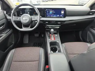 Nissan Kicks 2026 AWD SR crossover de 4 puertas