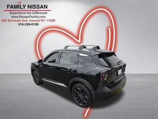 Nissan Kicks 2026 AWD SR crossover de 4 puertas