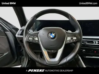 BMW Serie 3 2024 330i Sedan 4p