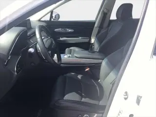 Genesis GV70 2024 AWD 2.5T Estándar 4p SUV