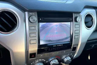 Toyota Tundra 2014 4x2 SR5 4dr CrewMax Cab Pickup SB (5.7L V8)