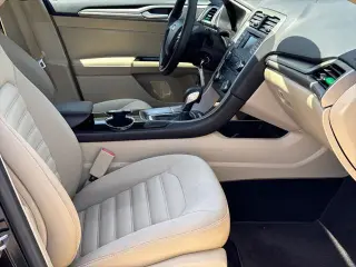 Ford Fusion 2014 SE 4dr Sedan