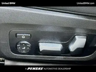 Sedán BMW 3 Series 2021 330e 4 puertas