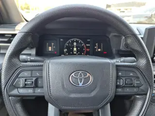 Toyota Tacoma 2025 4x2 SR 4p Cab Doble 5.0 ft SB