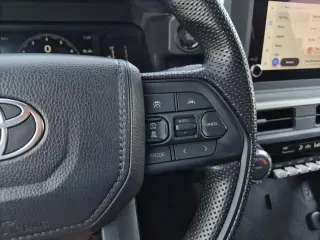 Toyota Tacoma 2025 4x2 SR 4p Cab Doble 5.0 ft SB