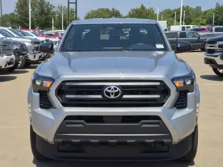 Toyota Tacoma 2025 4x2 SR 4p Cab Doble 5.0 ft SB