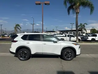 Nissan Rogue 2024 AWD SV 4dr Crossover