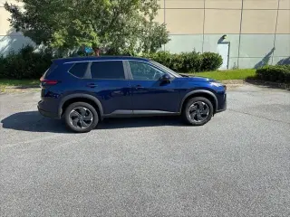 Roguera Nissan 2024 SV 4dr Crossover