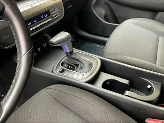 Hyundai KONA 2025 AWD SEL 4dr Crossover