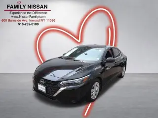 Nissan Sentra 2024 S sedán de 4 puertas